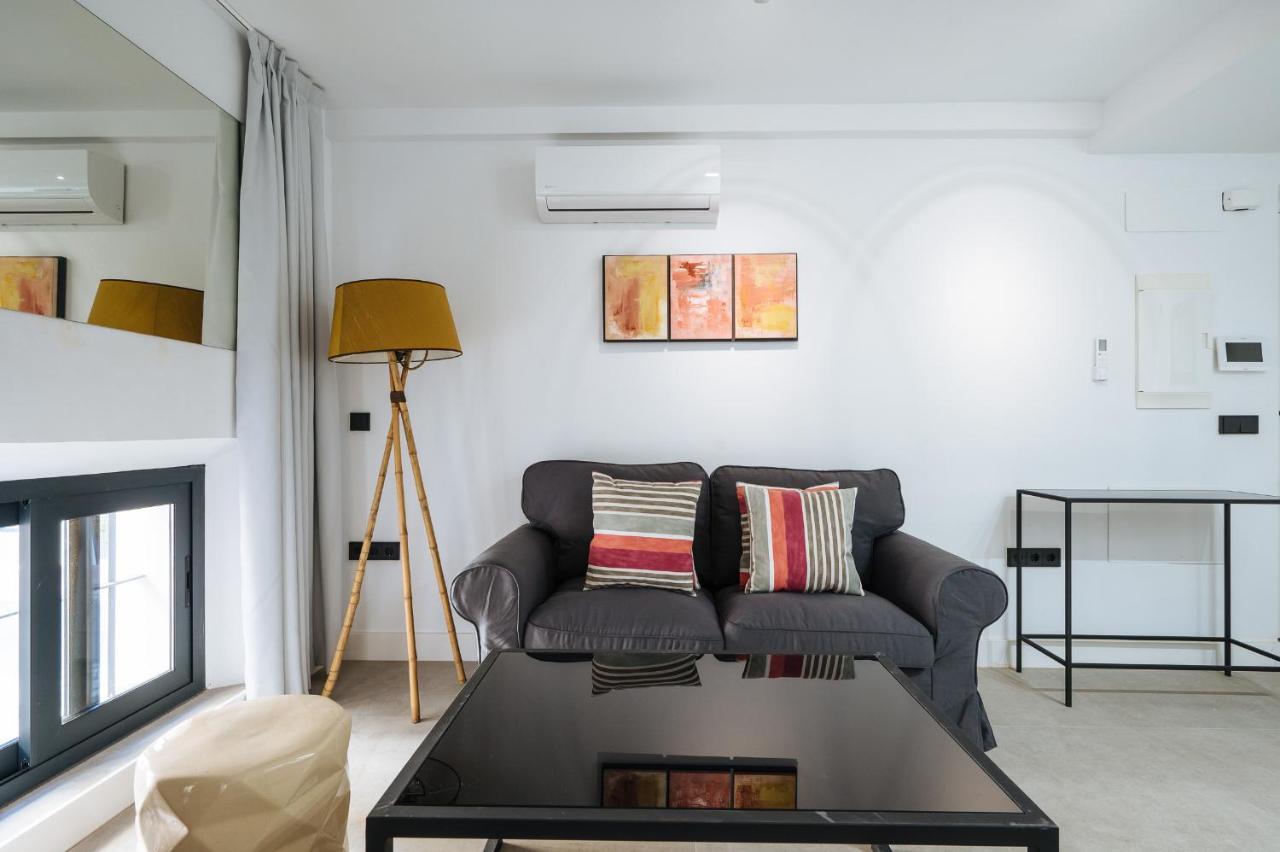 Apartamentos Montevideo 6 Séville Extérieur photo