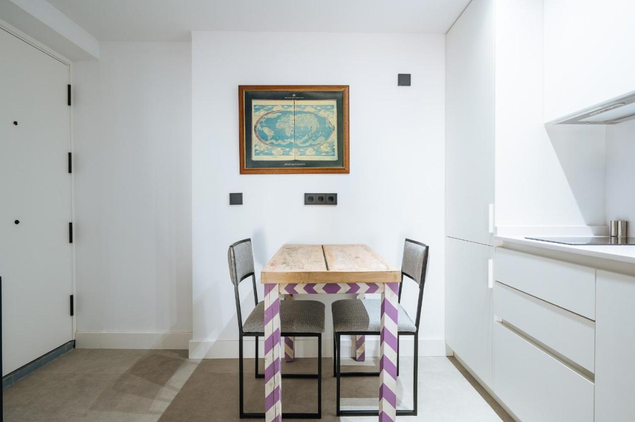 Apartamentos Montevideo 6 Séville Extérieur photo