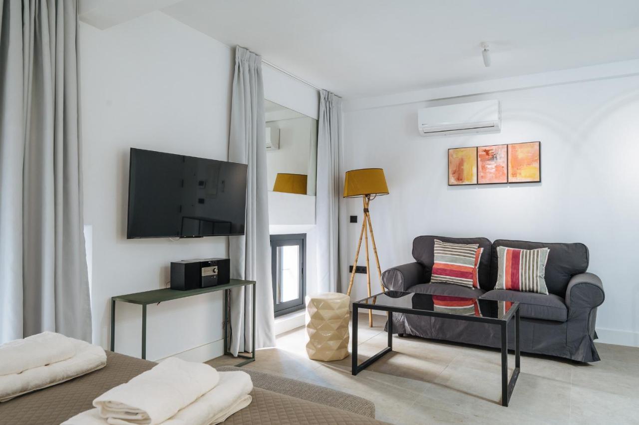 Apartamentos Montevideo 6 Séville Extérieur photo