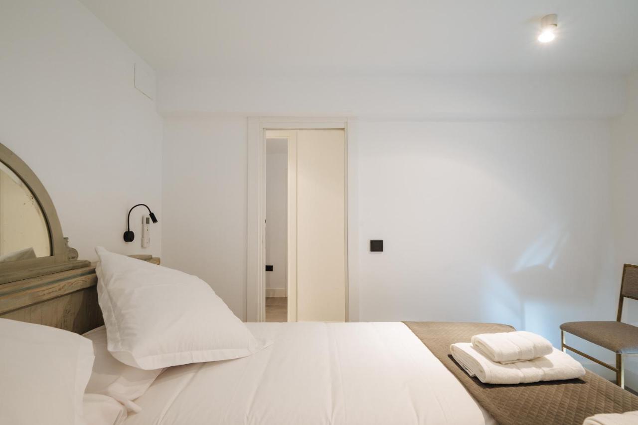 Apartamentos Montevideo 6 Séville Extérieur photo
